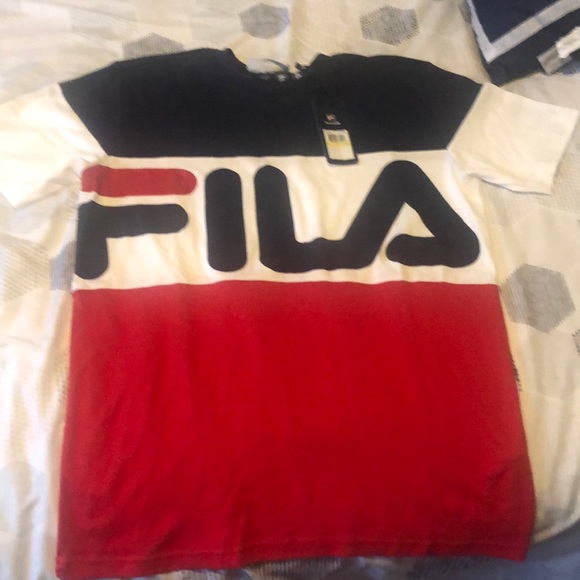 Fila T shirt - Picture 1 of 1